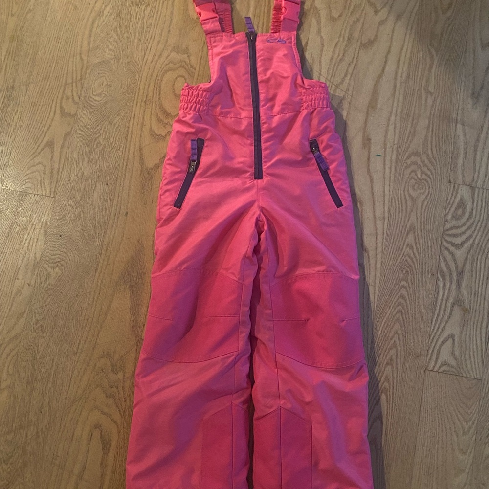 Snow pants size 4-5 champion